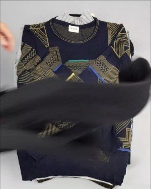 Фотография  814 - Джемпер муж+жен экстра#15 кг , Лот№2612 оптом в Краснодаре и Краснодарском крае