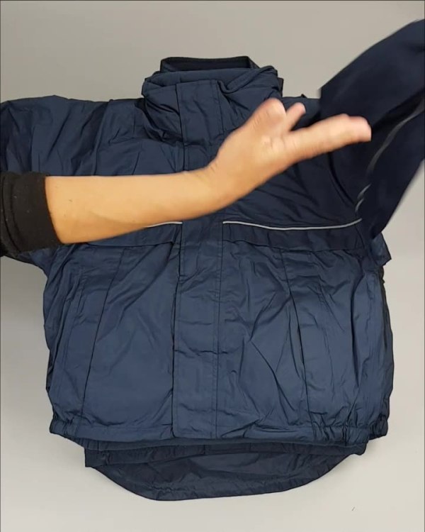 Фотография  245 - Куртки СПОРТ СТОК дети#10 кг , Лот№ 2642 оптом в Краснодаре и Краснодарском крае