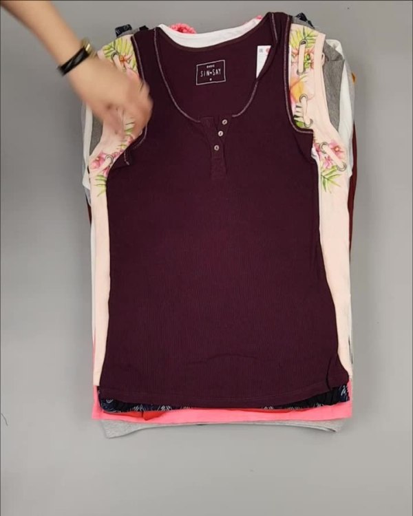 Фотография  383 - Женский летний микс LPP, 8,8 кг, ЛОТ №3776 оптом в Краснодаре и Краснодарском крае