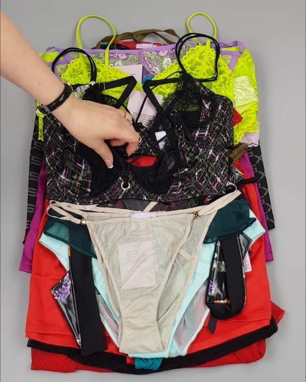 Фотография  598 - Нижнее белье Savage, 50 шт, ЛОТ №4036 оптом в Краснодаре и Краснодарском крае