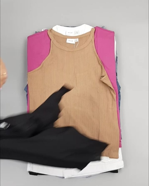 Фотография  206 - VILA Summer mix#15 кг, ЛОТ №4359 оптом в Краснодаре и Краснодарском крае