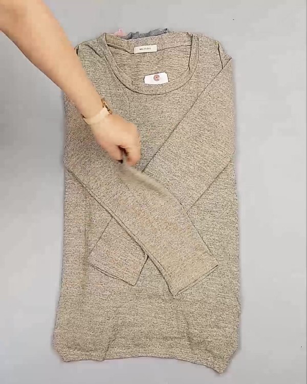 Фотография  389 - Джемпера легкие Корея#20 шт, ЛОТ №5083 оптом в Краснодаре и Краснодарском крае