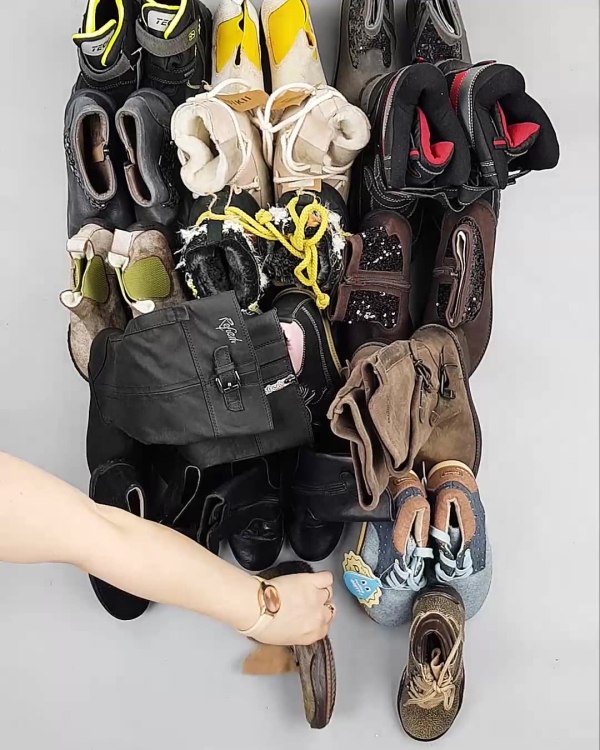 Фотография  250 - Обувь СТОК дети зима#15 кг, ЛОТ №5487 оптом в Краснодаре и Краснодарском крае