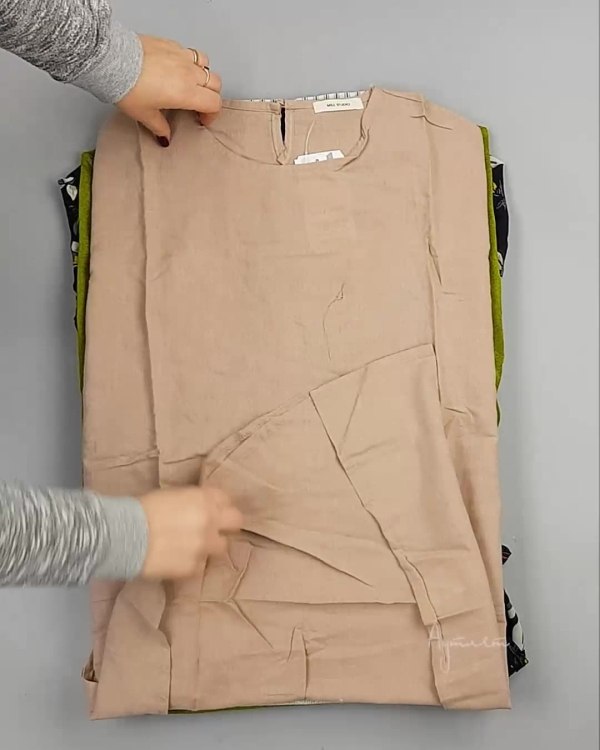 Фотография  828 - Платья Корея#20 шт, ЛОТ №5614 оптом в Краснодаре и Краснодарском крае