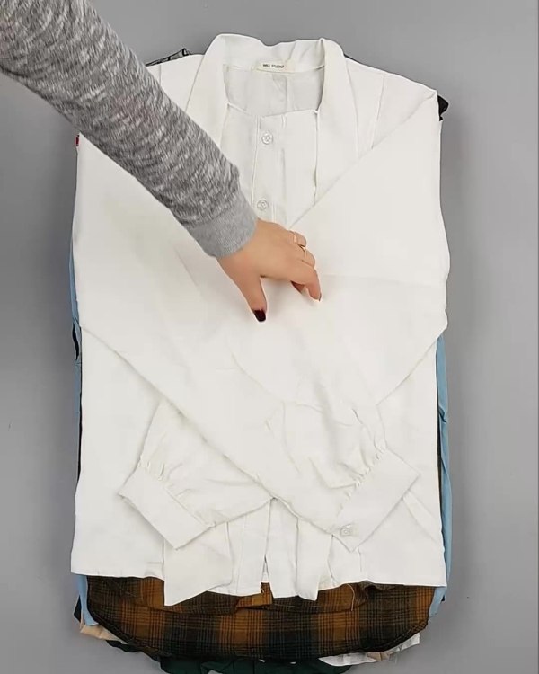 Фотография  367 - Блузки Корея#20 шт, ЛОТ №5622 оптом в Краснодаре и Краснодарском крае