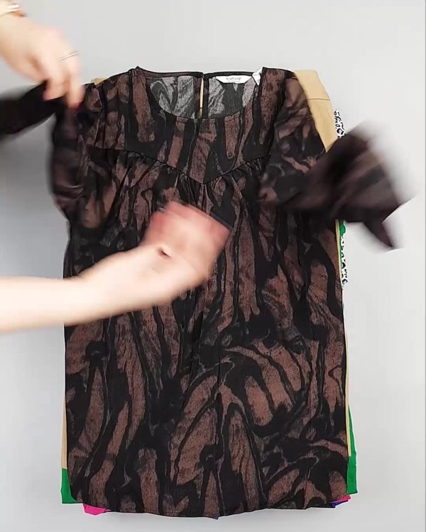 Фотография  912 - DK, Bestseller + Summer mix#15 кг, ЛОТ №5626 оптом в Краснодаре и Краснодарском крае