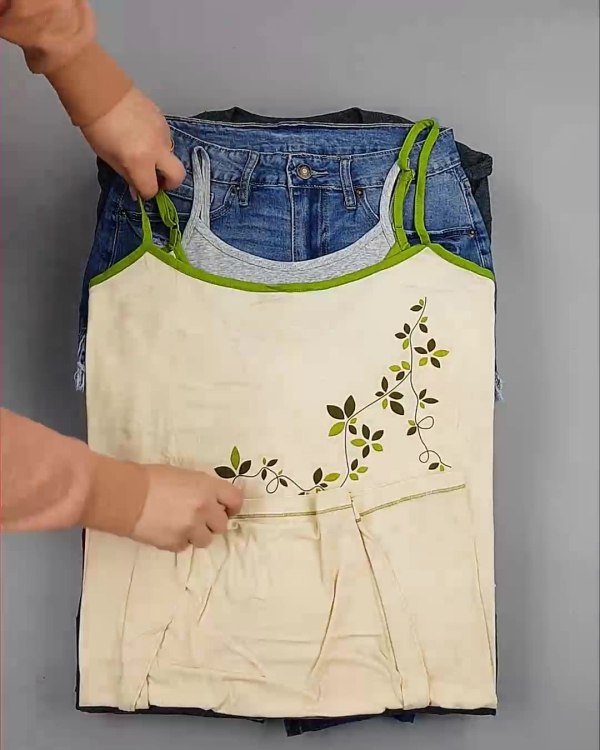 Фотография  650 - Англия СТОК лето#15 кг, ЛОТ №6004 оптом в Краснодаре и Краснодарском крае