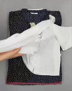 Фотография  757 - Блузки Bestseller 44#5 кг, ЛОТ №6082 оптом в Краснодаре и Краснодарском крае