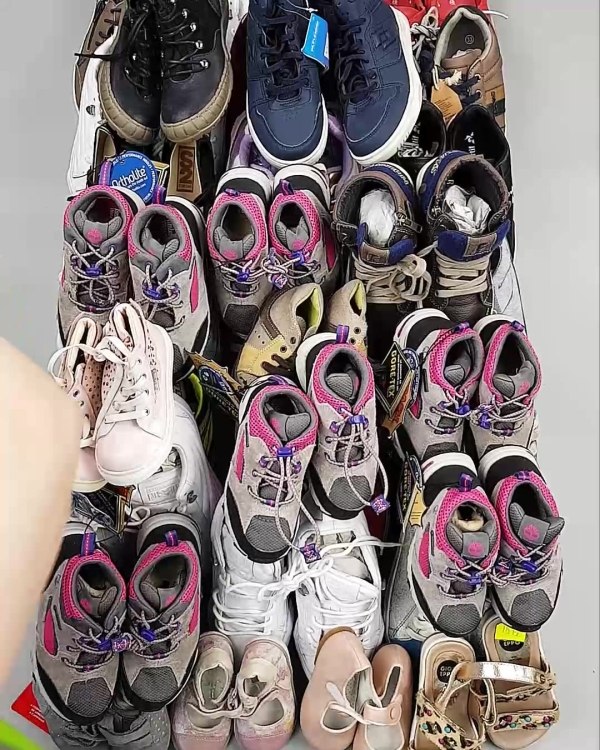 Фотография  164 - Обувь СТОК дети лето#15,7 кг, ЛОТ №6188 оптом в Краснодаре и Краснодарском крае