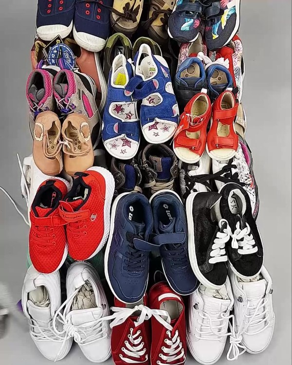 Фотография  801 - Обувь СТОК дети лето#15,4 кг, ЛОТ №6191 оптом в Краснодаре и Краснодарском крае