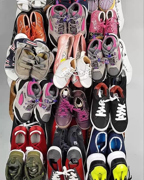 Фотография  498 - Обувь СТОК дети лето#15,4 кг, ЛОТ №6192 оптом в Краснодаре и Краснодарском крае