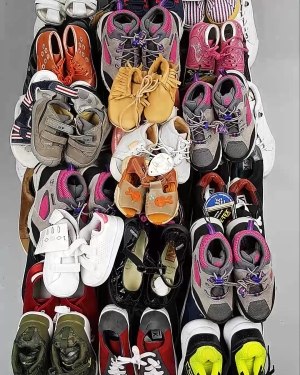 Фотография 734 - Обувь СТОК дети лето#15,4 кг, ЛОТ №6192 оптом в Краснодаре и Краснодарском крае