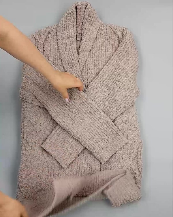 Фотография  350 - Кардиганы СТОК CAN#10 кг, ЛОТ №6474 оптом в Краснодаре и Краснодарском крае