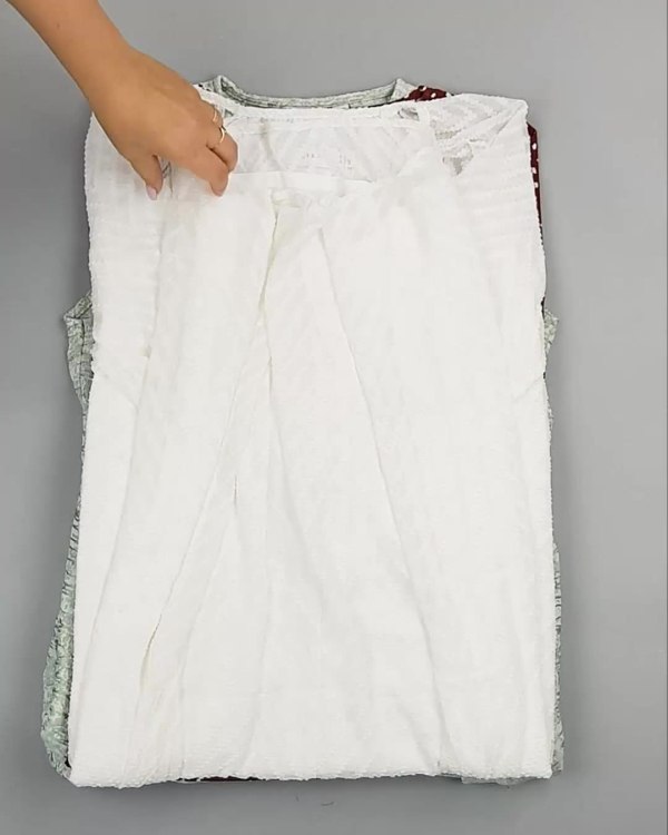 Фотография  435 - Платья Bestseller 44#5 кг, ЛОТ №6537 оптом в Краснодаре и Краснодарском крае