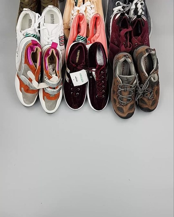 Фотография  337 - Кроссовки СТОК лето#10,9 кг, ЛОТ №6560 оптом в Краснодаре и Краснодарском крае