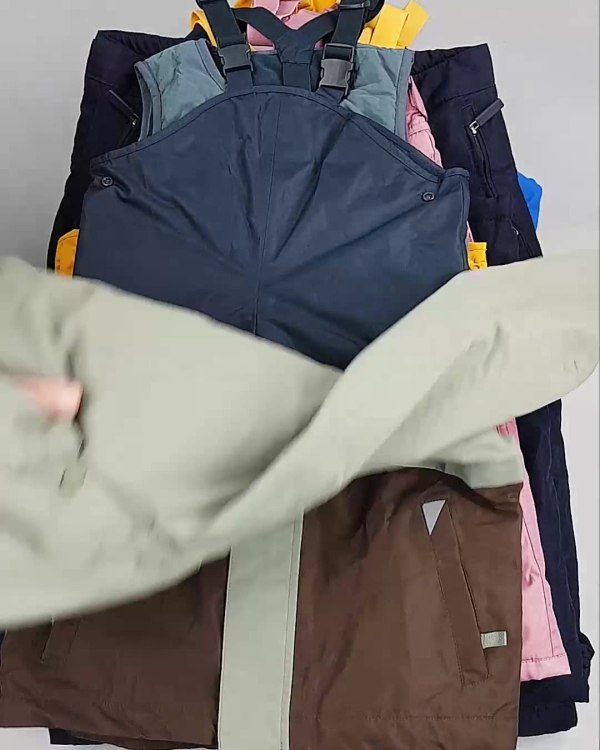 Фотография  117 - Верхняя одежда TCM kids 074#7 кг, ЛОТ №6678 оптом в Краснодаре и Краснодарском крае