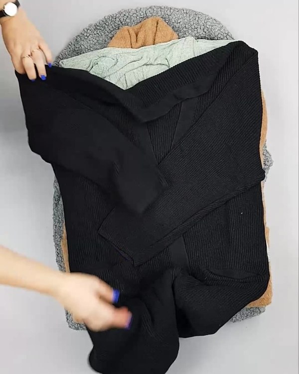 Фотография  319 - Кардиганы СТОК CAN#10 кг, ЛОТ №6887 оптом в Краснодаре и Краснодарском крае