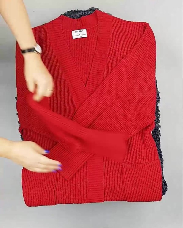 Фотография  656 - Кардиганы СТОК CAN#10 кг, ЛОТ №6888 оптом в Краснодаре и Краснодарском крае