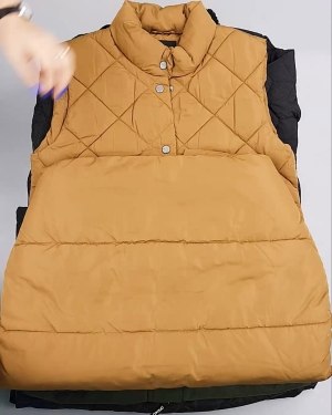 Фотография  461 - Верхняя одежда Дания#10,1 кг ЛОТ №6909 оптом в Краснодаре и Краснодарском крае