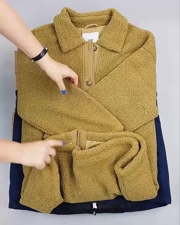 Фотография  739 - Верхняя одежда Дания#10,2 кг ЛОТ №6911 оптом в Краснодаре и Краснодарском крае