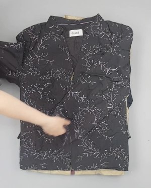 Фотография  399 - А 92602 Ветровки женские (Light Zipper jackets)#25 кг оптом в Краснодаре и Краснодарском крае