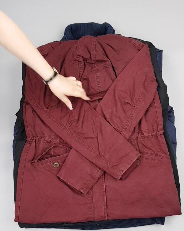 Фотография  924 - Куртки#25 кг оптом в Краснодаре и Краснодарском крае