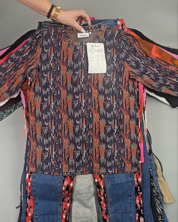 Фотография  590 - ДАНИЯ Winter mix 24#15 кг, ЛОТ СТ-10088 оптом в Краснодаре и Краснодарском крае