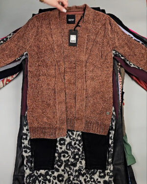 Фотография  248 - ДАНИЯ Winter mix 24#15 кг, ЛОТ СТ-10086 оптом в Краснодаре и Краснодарском крае