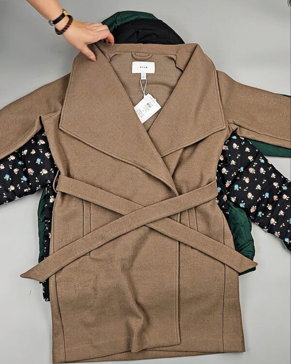 Фотография  146 - Верхняя одежда VILA#10 кг, ЛОТ №6824 оптом в Краснодаре и Краснодарском крае