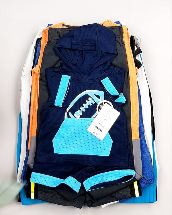 Фотография  465 - Спортивные костюмы дети CAN#6 кг оптом в Краснодаре и Краснодарском крае