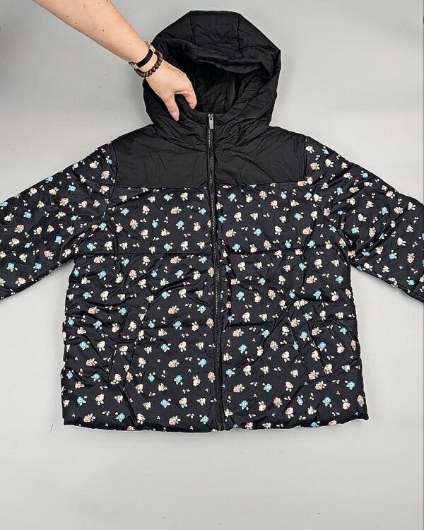 Фотография  817 - Верхняя одежда VILA#10,2 кг, ЛОТ №6825 оптом в Краснодаре и Краснодарском крае