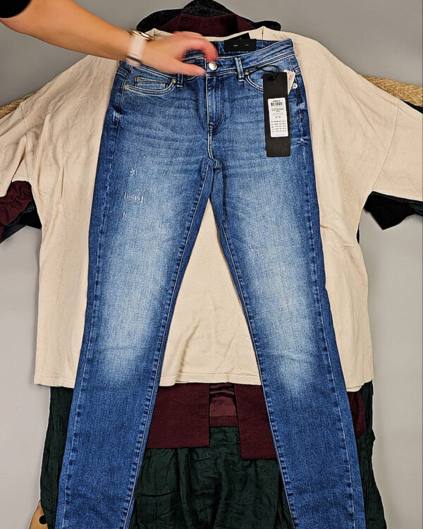 Фотография  322 - ONLY+Vero Moda Winter Mix 064#15 кг, ЛОТ СТ-10102 оптом в Краснодаре и Краснодарском крае