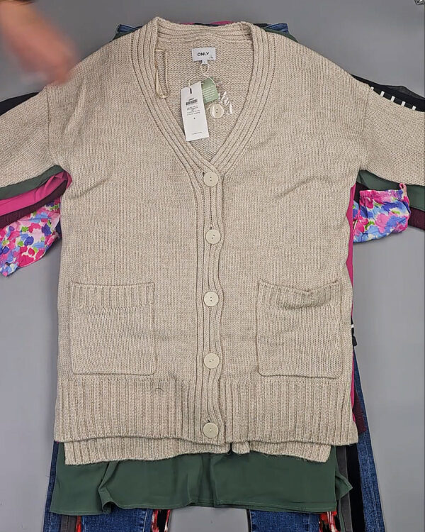 Фотография  202 - ДАНИЯ Winter mix 24#15 кг, ЛОТ СТ-10089 оптом в Краснодаре и Краснодарском крае