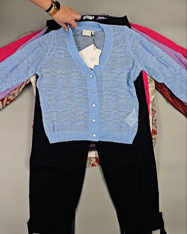 Фотография  950 - ДАНИЯ Winter mix 24#15 кг, ЛОТ СТ-10086 оптом в Краснодаре и Краснодарском крае