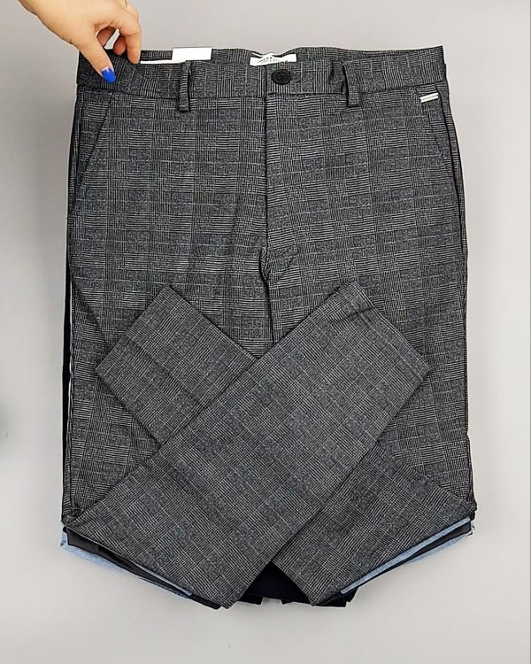 Фотография  814 - Брюки + джинсы JACK JONES 094#10 кг, ЛОТ №6963 оптом в Краснодаре и Краснодарском крае