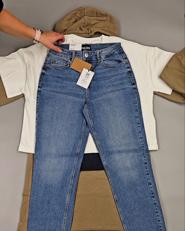 Фотография  967 - PIECES Winter mix 104#15 кг, ЛОТ СТ-10100 оптом в Краснодаре и Краснодарском крае