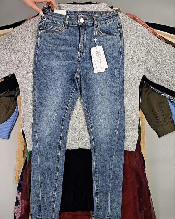 Фотография  808 - VILA Winter mix 104#15 кг, ЛОТ СТ-10084 оптом в Краснодаре и Краснодарском крае