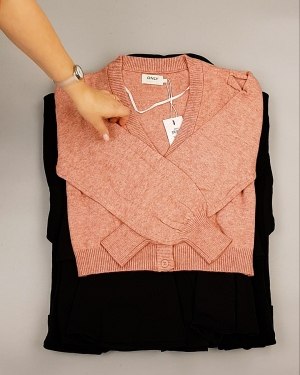 Фотография  318 - ONLY Winter mix 104#15 кг, ЛОТ №7182 оптом в Краснодаре и Краснодарском крае