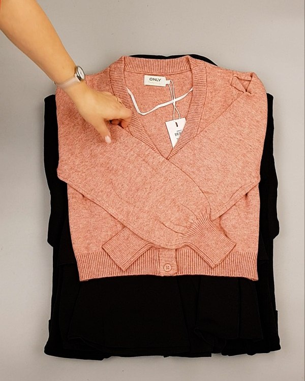 Фотография  966 - ONLY Winter mix 104#15 кг, ЛОТ №7182 оптом в Краснодаре и Краснодарском крае