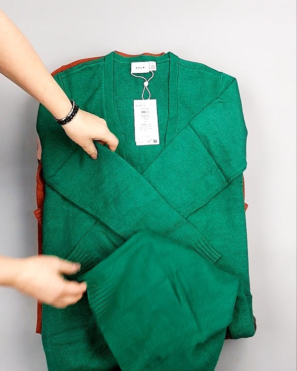 Фотография  962 - Кардиганы VILA W 104#7 кг, ЛОТ №7384 оптом в Краснодаре и Краснодарском крае