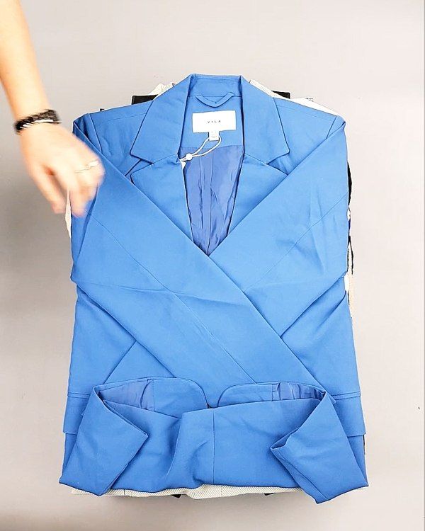 Фотография  794 - Bestseller Winter mix 104#15 кг, ЛОТ №7343 оптом в Краснодаре и Краснодарском крае