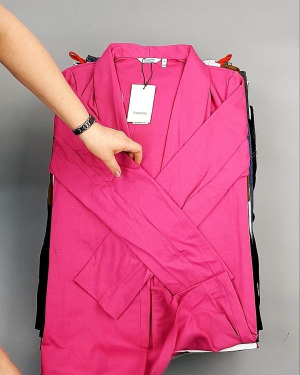 Фотография  125 - Bestseller Summer mix 104#15 кг, ЛОТ №7494 оптом в Краснодаре и Краснодарском крае