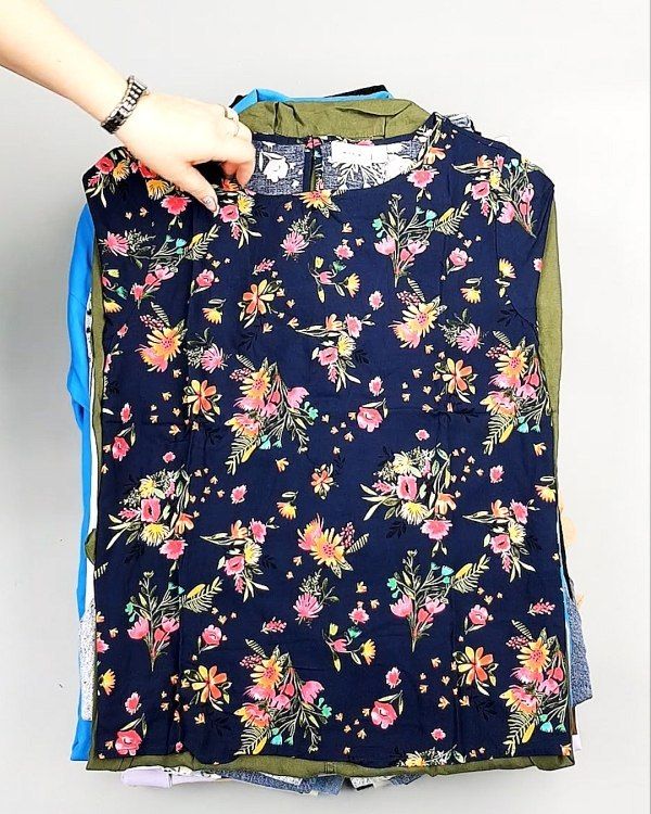 Фотография  970 - Bestseller Summer mix 104#15 кг, ЛОТ №7495 оптом в Краснодаре и Краснодарском крае