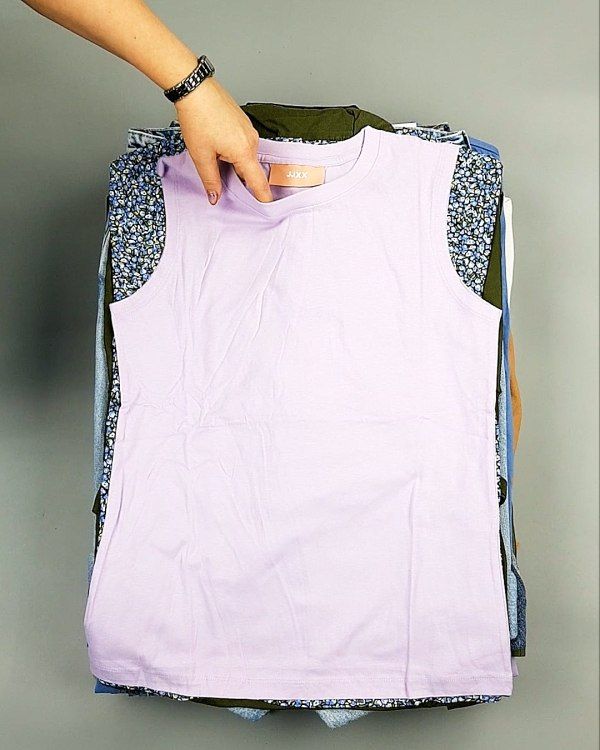 Фотография  931 - Bestseller Summer mix 104#15 кг, ЛОТ №7493 оптом в Краснодаре и Краснодарском крае