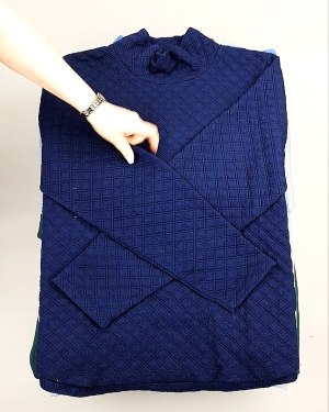 Фотография  937 - SWEATSHIRT CAN 084#10 кг, ЛОТ №7617 оптом в Краснодаре и Краснодарском крае