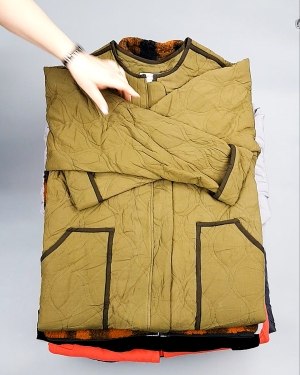 Фотография  563 - Верхняя одежда AMAZON жен 015#10 кг, ЛОТ №7712 оптом в Краснодаре и Краснодарском крае