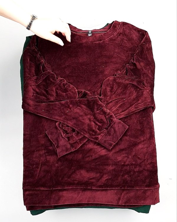 Фотография  507 - SWEATSHIRT CAN 084#10 кг, ЛОТ №7618 оптом в Краснодаре и Краснодарском крае