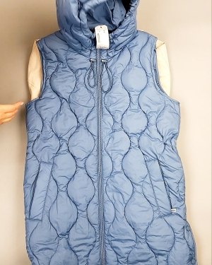 Фотография  606 - Верхняя одежда весна TOM TAILOR 124#7,8 кг, ЛОТ №7581 оптом в Краснодаре и Краснодарском крае