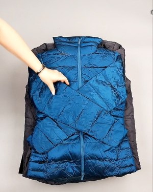 Фотография  302 - Верхняя одежда AMAZON жен 015#10 кг, ЛОТ №7712 оптом в Краснодаре и Краснодарском крае