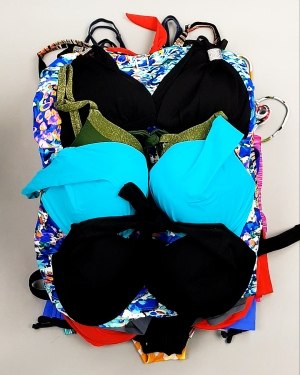 Фотография  989 - Купальники СТОК CAN 124#5 кг, ЛОТ №7686 оптом в Краснодаре и Краснодарском крае